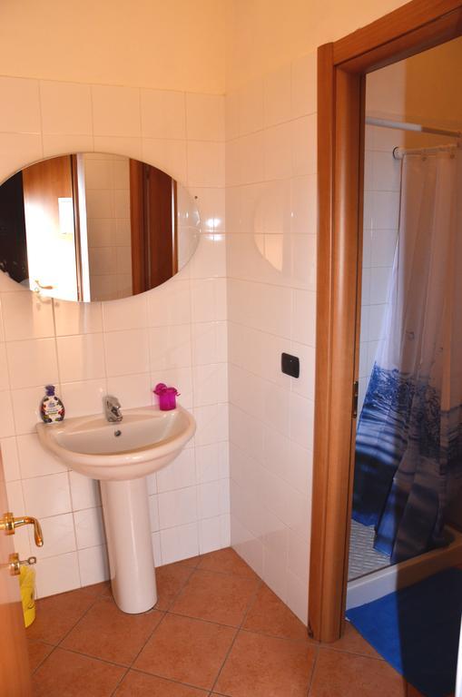 B&B 7 Camini San Giovanni Lupatoto Ngoại thất bức ảnh